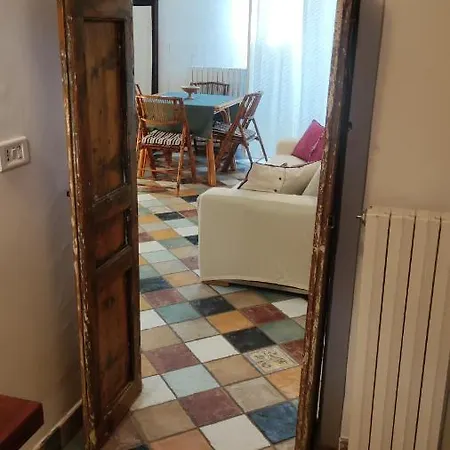 La Dimora Dell'artista Ferienhaus *